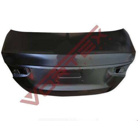 Mercedes E-Serisi W213 2020-2022 Arka Bagaj Kapağı