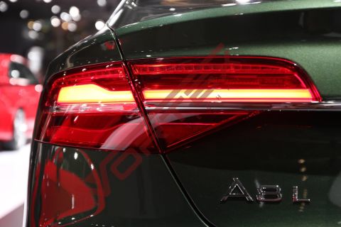 Audi A8 D4 2010-2013 için Facelift D4PA 2014- W12 Dönüşüm Seti